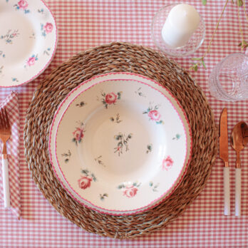 Piatti In Porcellana Floreale Rosa