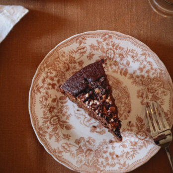 Piatto In Porcellana Linea Inglese Tortora