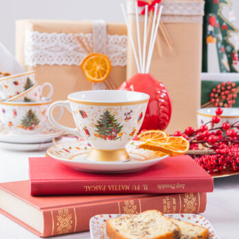 Tazza Christmas Tree Gold Con Piattino In Porcellana