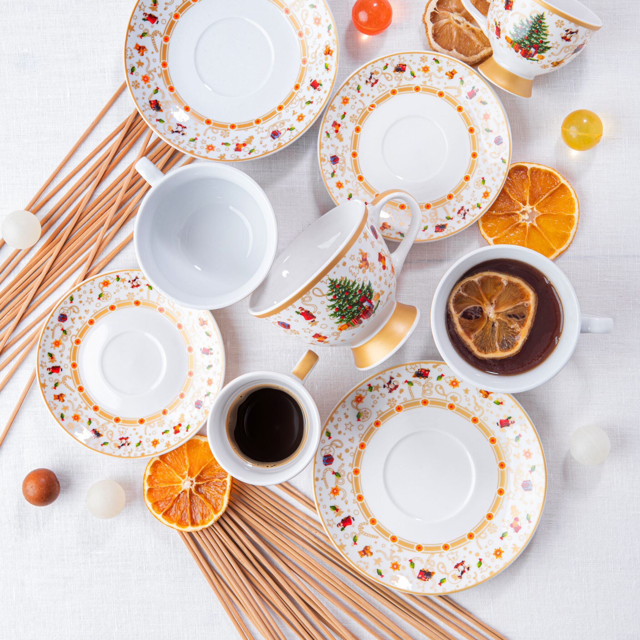 Tazza The Con Piattino Christmas Tree Gold